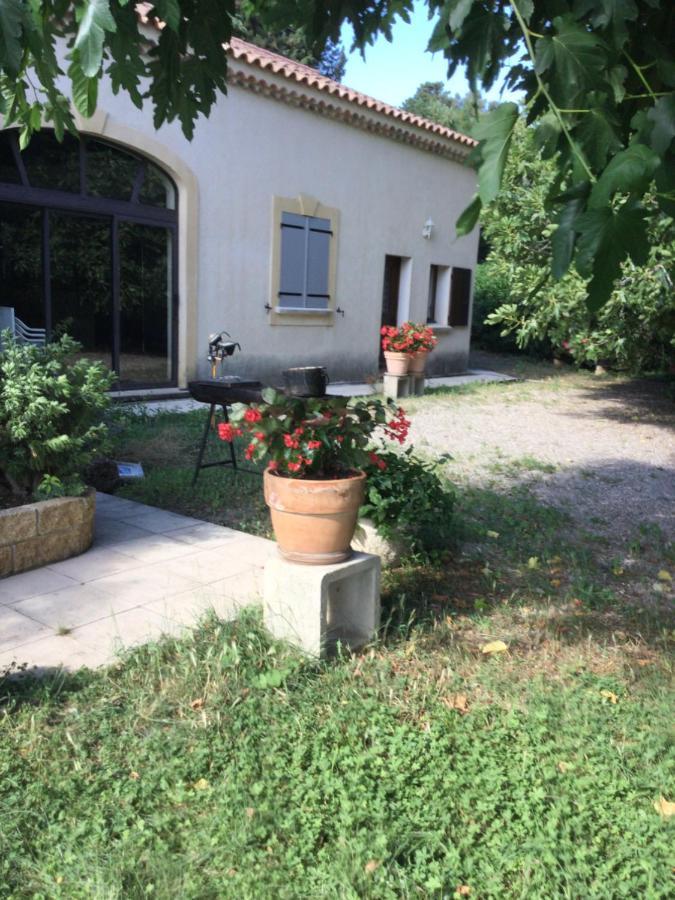 איסטרס Appartement Dans Un Mas Provencal מראה חיצוני תמונה